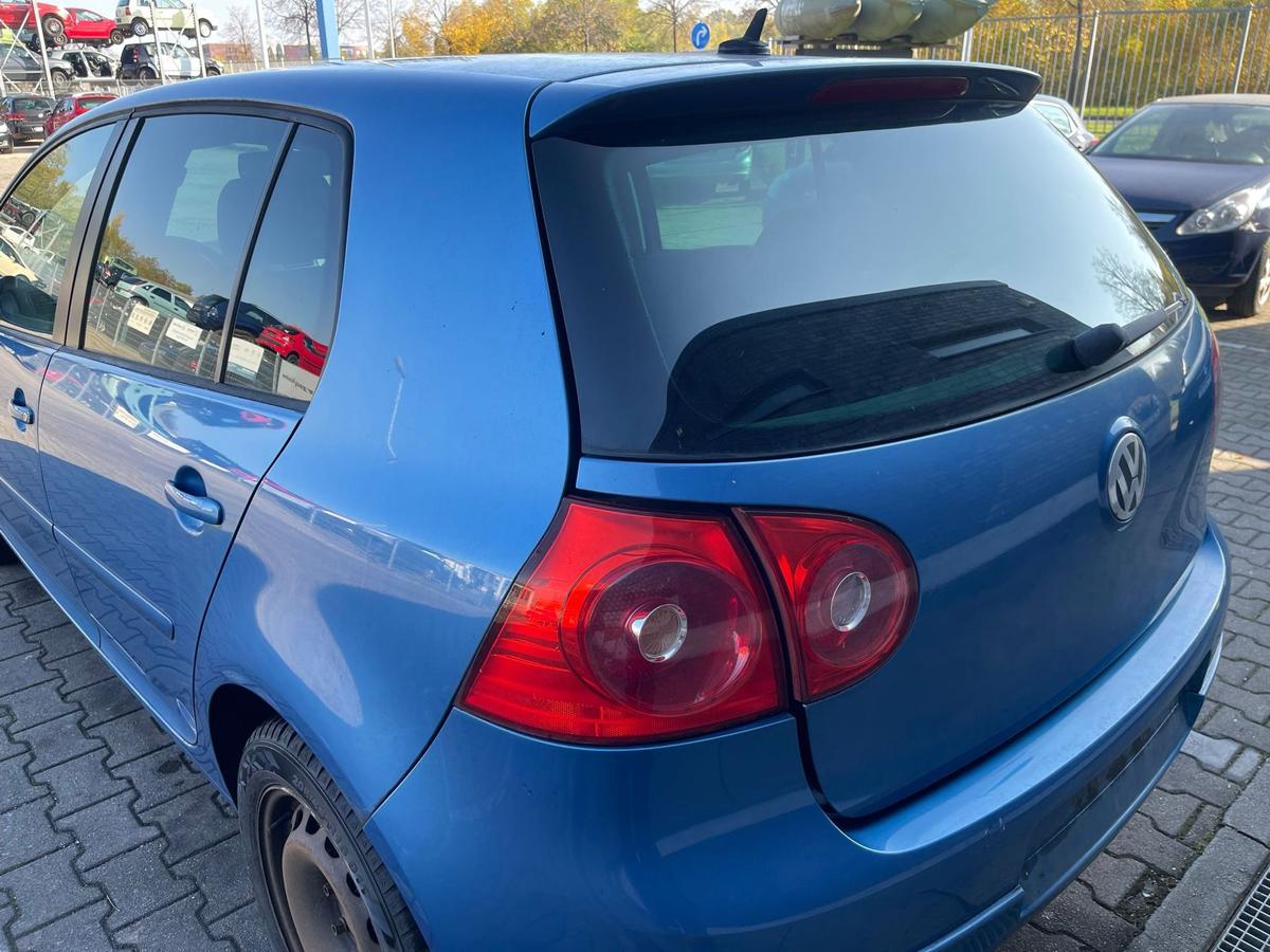 VW Golf 5 original Heckklappe mit Heckscheibe LC5G-Coasta Blue Pearl 5-Türer Fließheck BJ05